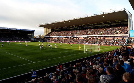 纳乌球场 纳乌球场